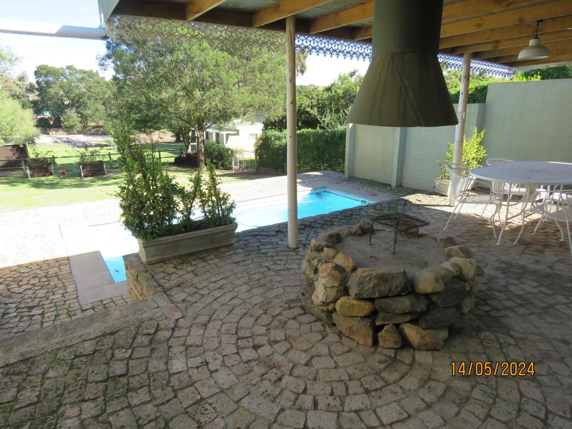 Ferienwohnung Town And Country Caledon Exterior foto